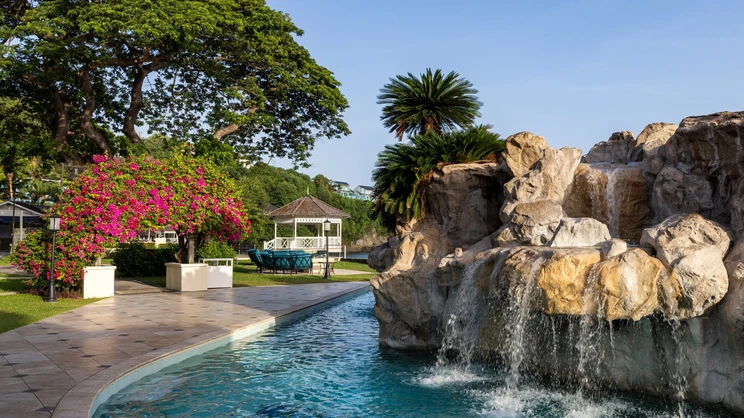 Sandals Regency La Toc